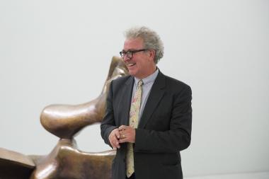 Chris Stephens (Tate, London) spricht im LWL-Museum über den Künstler Henry Moore<br>Foto: LWL/Hanna Neander