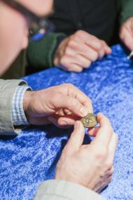 Den Anlass und den Rahmen für das eintägige Symposium zur Münzkunde bildet die aktuelle Studio-Ausstellung "Monetissimo! Aus den Tresoren des Münzkabinetts" <br>Foto: LWL/ Tessina Kubendorff
