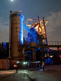Der Hochofen bei Nacht.<br>Foto: LWL/Schulze