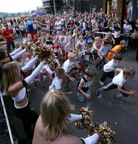 Der Hattinger Hüttenlauf startet wieder am Hochofen mit dem Wettbewerb der Jüngsten. <br>Foto: LWL/Fischer