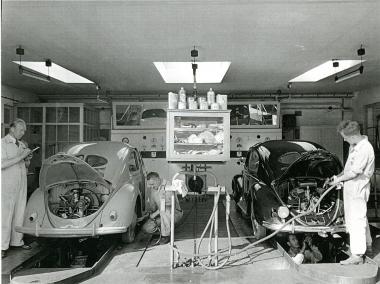 Blick in eine VW-Autowerkstatt.<br>Foto: Raffey
