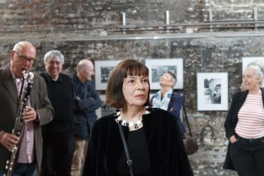 Die preisgekrönte Fotografin Brigitte Kraemer gibt Einblicke in die Entstehung der Fotografien.<br>Foto: LWL/Julia Marx