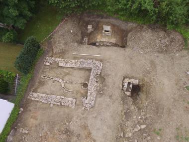 In Brilon entdeckten LWL-Archäologen die Fundamente mehrerer Häuser aus dem 13. bis 19. Jahrhundert<br>Foto: EggensteinExca/G. Eggenstein