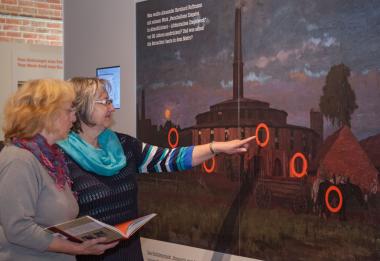 Präsentation zum Schüler-Projekt "Romantik statt Maloche" in der Ausstellung.<br>Foto: LWL/Holtappels
