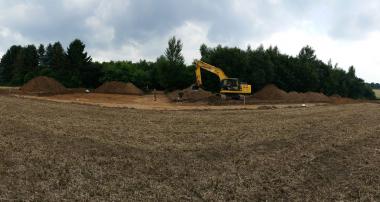 Am Sudbeckenpfad in Bochum-Laer rollten die Bagger, um einem vermuteten Bodendenkmal nachzugehen - das schließlich auch bestätigt werden konnte.<br>Foto: EggensteinExca