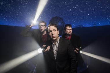 Christoph Tiemann und Kollegen erwecken "Die drei ???" im LWL-Planetarium zum Leben. <br>Foto: LWL/Steinweg
