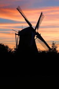 Bei einem Fotospaziergang im LWL-Freilichtmuseum Detmold geht es darum, die besondere Lichtstimmung in den Abendstunden einzufangen.<br>Foto: LWL/Jähne