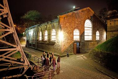 Abendstimmung im Schiffshebewerk Henrichenburg.<br>Foto: LWL/Hudemann