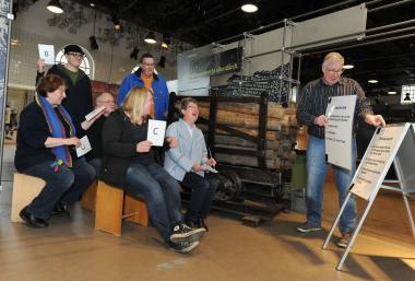 "Watt meinze?"-Quiz auf Zeche Zollern.<br>Foto: LWL/Appelhans