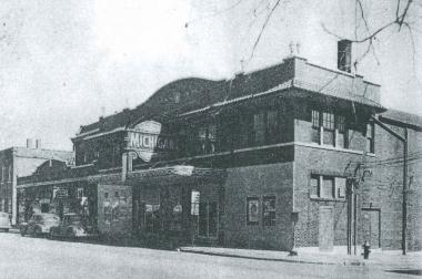 Erst Turnerheim, dann Kino: das Bauwerk des Waltroper Auswanderers Carl Johann Leppelmann.<br>Foto: St. Louis Inquirer, 1939