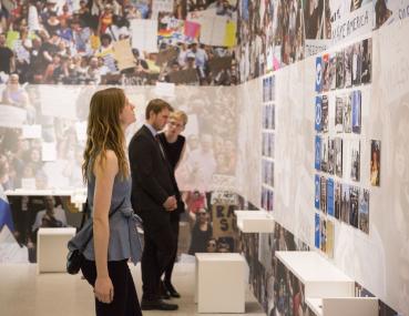 Die Ausstellung "Wege zum Frieden" kann bei verschiedenen Rundgängen erkundet werden.<br>Foto: LWL/Anne Neier