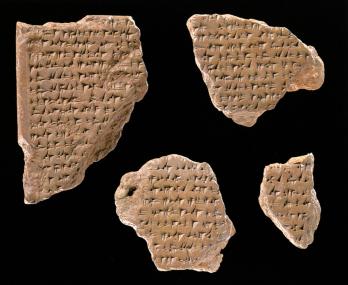 Der älteste Friedensvertrag der Welt liegt momentan als Leihgabe im Archäologischen Museum Münster, 1259 v. Chr. Staatliche Museen zu Berlin, Vorderasiatisches Museum.<br>Foto: Olaf M. Teßmer