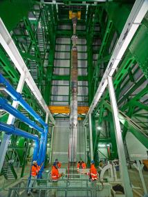  Die neue Tauchpumpe am Standort Walsum dient der Regulation des Wasserhaushaltes über und unter Tage.<br>Foto: RAG