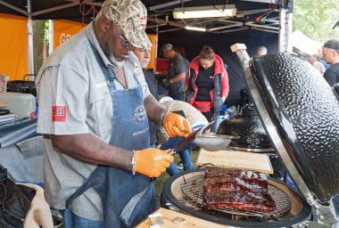 72 Grillteams aus 14 Nationen grillen am 22. und 23. September im LWL-Industriemuseum Schiffshebewerk Henrichenburg um ein Preisgeld von 10.000 Euro.<br>Foto: LWL/Holtappels