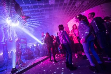 Das Publikum bei "Reset - Nachts im Museum" kann sich unter anderem auf Live-Musik im LWL-Planetarium von drei verschiedenen Bands freuen.<br>Foto: LWL/Steinweg