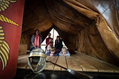 Im LWL-Römermuseum können Kinder "Die Weihnachtsgeschichte einmal anders" erfahren.<br>Foto: LWL/P. Jülich