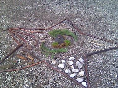 Auch ein Stern-Mandala gestalten die Teilnehmer der "Grünen Hütte".<br>Foto: LWL/Ehses