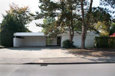 Der LWL hat das Wohnhaus Rektoratsstraße 3 in Rheda-Wiedenbrück als Denkmal des Monats ausgezeichnet.<br>Foto: LWL/Brockmann-Peschel 2014 