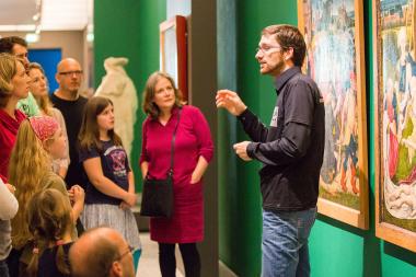 Am Sonntag (24.2.) können Besucher die Sammlung des LWL-Museums für Kunst und Kultur nicht nur auf Deutsch entdecken.<br>Foto: LWL/Hanna Neander