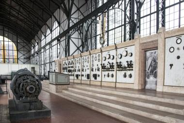 Die Schalttafel diente der Steuerung der Elektrizitätswirtschaft auf Zollern.<br>Foto: LWL/Hudemann