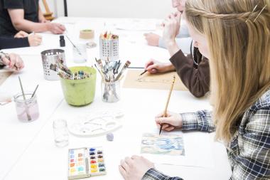 Das LWL-Museum für Kunst und Kultur bietet künftigen Kunststudierenden einen Mappen-Kursus an.<br>Foto: LWL/Hanna Neander