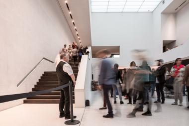 Am Langen Freitag (10.5.) öffnet das LWL-Museum für Kunst und Kultur seine Türen wie-der bis Mitternacht und präsentiert dabei die neue Ausstellung "Sean Scully. Vita Duplex".<br>Foto: LWL/Christoph Steinweg 