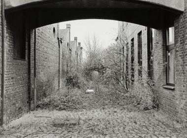 Lost Places an der Spinnerei Herding - vor 15 Jahren hielt Fotograf Berthold Socha diesen Moment fest.<br>Foto: LWL/Socha