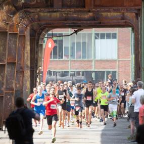 Umjubelte Gewinner des Hattinger Hüttenlaufs 2018.<br>Foto: LWL/Pätzold