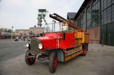 Fast 100 Jahre alt ist dieser Feuerwehrwagen aus der Sammlung des LWL-Industriemuseums.<br>Foto: LWL / Hudemann