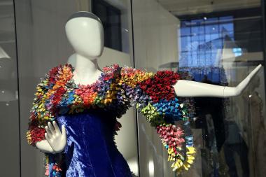 Couture aus ungewöhnlichen Materialien.<br>Foto: Sven Betz