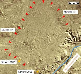 Die Begrenzung des römischen Marschlagers ist heute noch im Gelände erkennbar. Dr. Bettina Tremmel wird bei den Führungen näheres dazu erzählen.<br>Grafik: Land NRW; LWL/B. Tremmel