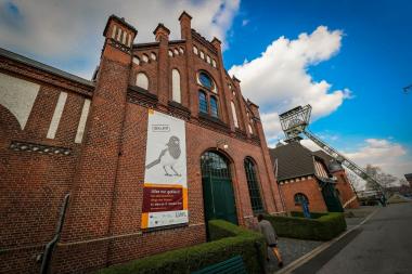 Auf dem "Schloss der Arbeit" finden am Wochenende mehrere Führungen statt, darunter auch durch die aktuelle Sonderausstellung "Alles nur geklaut?".<br>Foto: LWL/Schütze