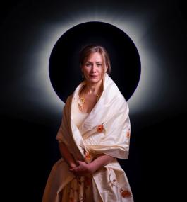 Am 27.7. kommt Susanne Mecklenburg mit Ihrer Show "Over the Moon - eine musikalische Mondlandung" ins LWL-Planetarium.<br>Foto: Ari Takahashi
