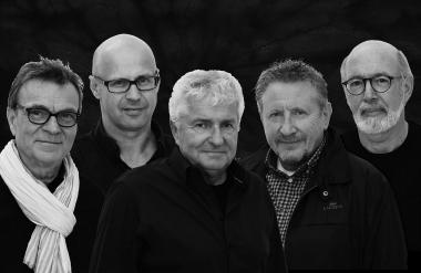 Basement Music Company:  Peter ("Pit") Wieneke (Schlagzeug, Gesang), Andreas Lambrecht (Keybords, Gesang),  Klaus Nadler (Bass, Gesang), Erhard Soyk (Gitarre, Gesang), Bernhard Hartmann (Gitarre, Gesang).<br>Foto: BMC