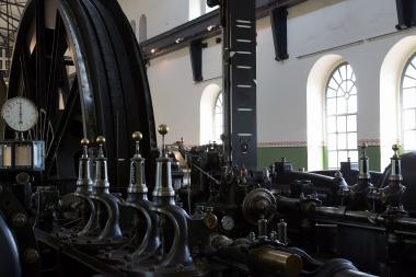 Die historische Dampffördermaschine von 1893 ist das Kernstück des Industriemuseums Zeche Hannover.<br>Foto: LWL/Hudemann