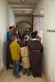Mitmachaktion für Familien mit Kindern im Kapunzinerkloster in Brakel.<br>Foto: LWL, Fotografie Sarah Bömer 