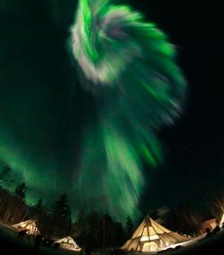 Die Wunder der Polarlichter erleben die Betrachterinnen in der neuen Planetariumsshow im Sternentheater Münster.<br>Foto: Kwon O Chul