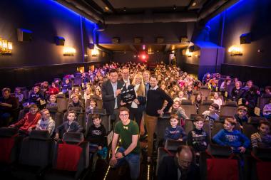 Staatssekretär Mathias Richter (v. l.), Prof. Markus Köster (Leiter des LWL-Medienzentrums), LWL-Kulturdezernentin Dr. Barbara Rüschoff-Parzinger, Uwe Leonhardt (Geschäftsführer Film und Schule NRW) und Michael Jahn (Vision Kino) haben die Schulkinowochen im &quot;Scala&quot; eröffnet.&lt;br&gt;Foto: Film+Schule NRW/Mohn 