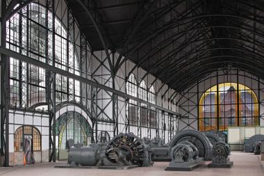 Zahlreiche Führungen, darunter auch zur Architektur und Ausstattung der Maschinenhalle, locken Sonntag bei freiem Eintritt in die Zeche Zollern.&lt;br&gt;Foto: LWL/Holtappels 