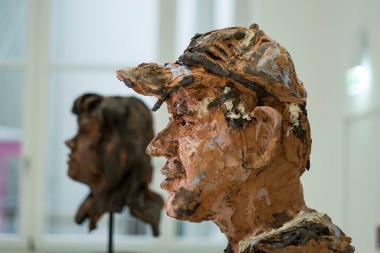 Zur Ausstellung "Kunst trotz(t) Armut" im Ziegeleimuseum Lage ist nun auch ein Podcast erschienen.<br>Foto: LWL