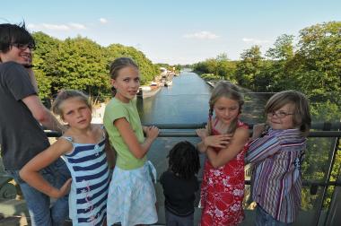 Familienspaziergang im Schiffshebewerk Henrichenburg.<br>Foto: LWL/Hudemann
