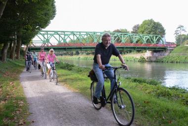Der ehemalige Museumsleiter Herbert Niewerth führt die Radtour nach Haltern am See.<br>Foto: LWL/ Hudemann