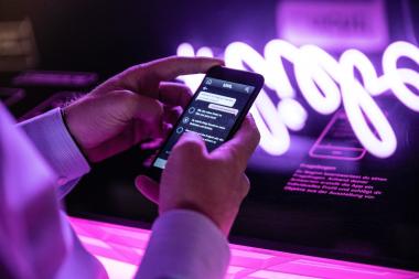 Mit der Sonderausstellung "Vergiss die #liebe nicht!" bewiesen das LWL-Freilichtmuseum Detmold und die Gestalter BOK+Gärtner 2019 Mut zum digitalen Format und wurden dafür nun mit dem Bronze-Nagel des Art Directors Club ausgezeichnet.<br>Foto: LWL/BOK+Gärtner