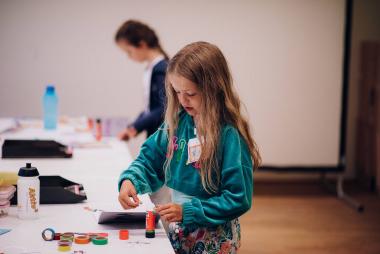 Das Schulprogramm zur Ausstellung "Passion Leidenschaft. Die Kunst der großen Gefühle" ergründet Emotionen auf kreative Art.<br>Foto: LWL / Meike Reiners