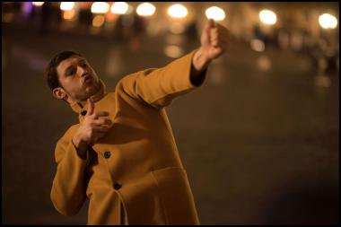 Der junge Israeli Yoav, gespielt von Tom Mercier, versucht in "Synonymes", seine Heimat und Vergangenheit zu überwinden und in Paris eine neue Identität zu finden.<br>Foto: © Grand-Film
