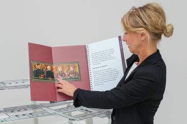 Die Kunstvermittler:innen des LWL-Museums für Kunst und Kultur nehmen am Frei-tag (18.6.) um 15 Uhr die Zuhörer:innen von "Bei Anruf: Kunst und Kultur!" mit auf einen akustischen Rundgang durch die Sammlung.<br>Foto: LWL/Sara Hirschmüller