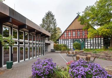 Das LWL-Bildungszentrum Jugendhof Vlotho ist Wahrzeichen für die außerschulische Bildung in Westfalen.<br>Foto: Grugerio, Wikimedia