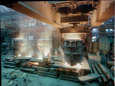 Walzenständerguss in der Stahlgießerei, undatiert.&lt;br&gt;Foto: LWL / Kämmner 