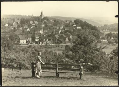 Ortsansicht von Belecke (Gemeinde Warstein), undatiert (1940er/1950er Jahre?)&lt;br&gt;Foto: Josef Grobbel, © LWL-Medienzentrum für Westfalen 