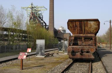 Bei Führungen in unterschiedlichen Sprachen erleben Gäste die Geschichte der Henrichshütte aus besonderen Perspektiven. &lt;br&gt;Foto: LWL/Hudemann 